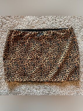 Women's Edin Leopard Print Mesh Mini Skirt